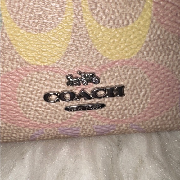 Coach Mini Skinny Id Case In Rainbow Signature Canvas NWT - Picture 3 of 5